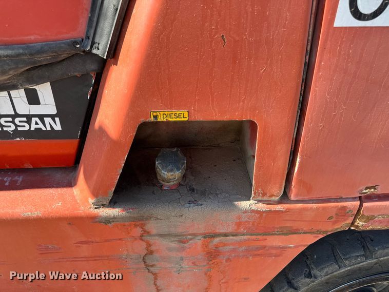 image for item EM2325 Nissan 110 forklift