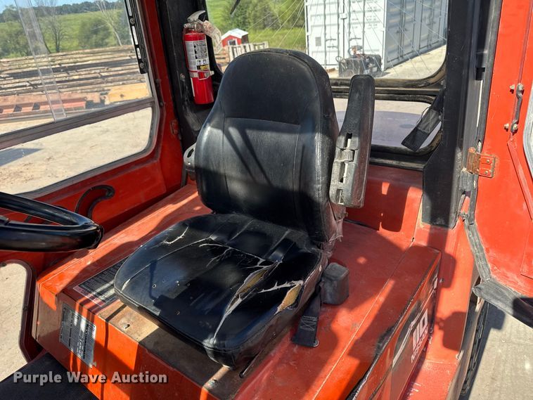 image for item EM2325 Nissan 110 forklift