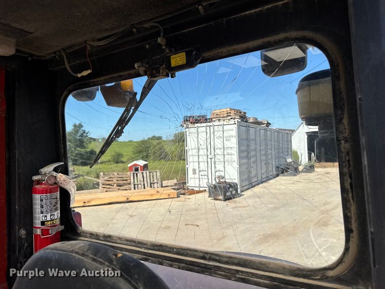 image for item EM2325 Nissan 110 forklift