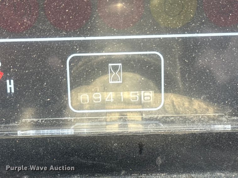 image for item EM2325 Nissan 110 forklift