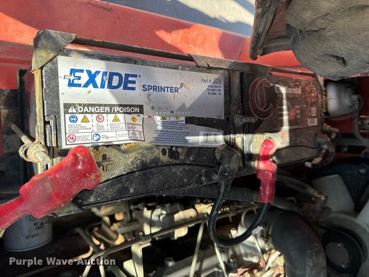 image for item EM2325 Nissan 110 forklift