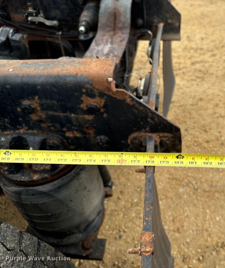 image for item EM2331 1994 Mack CH613 semi truck