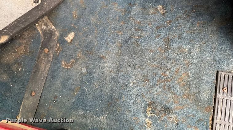 image for item EM2331 1994 Mack CH613 semi truck