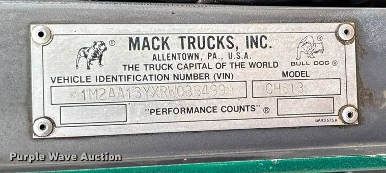 image for item EM2331 1994 Mack CH613 semi truck