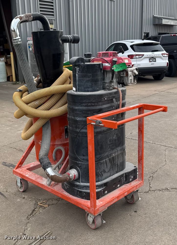 image for item EM2336 Husqvarna Soff-Cut V-1000 dust collector