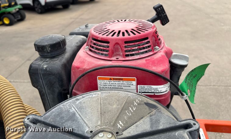 image for item EM2336 Husqvarna Soff-Cut V-1000 dust collector