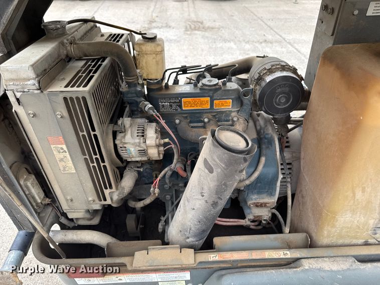 image for item EM2337 2014 Wacker Neuson LTN8 light plant