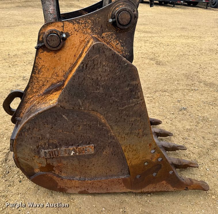 image for item EM2340 2002 Case CX160 excavator