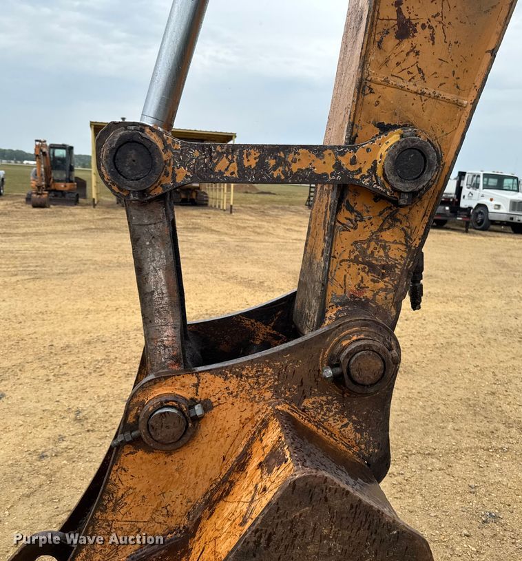 image for item EM2340 2002 Case CX160 excavator