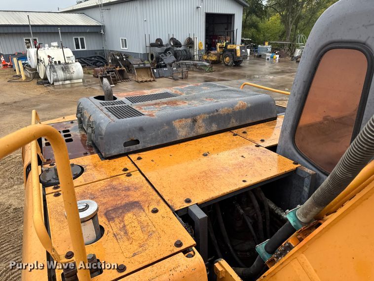 image for item EM2340 2002 Case CX160 excavator