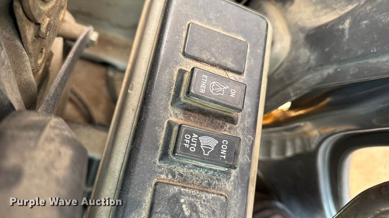 image for item EM2340 2002 Case CX160 excavator