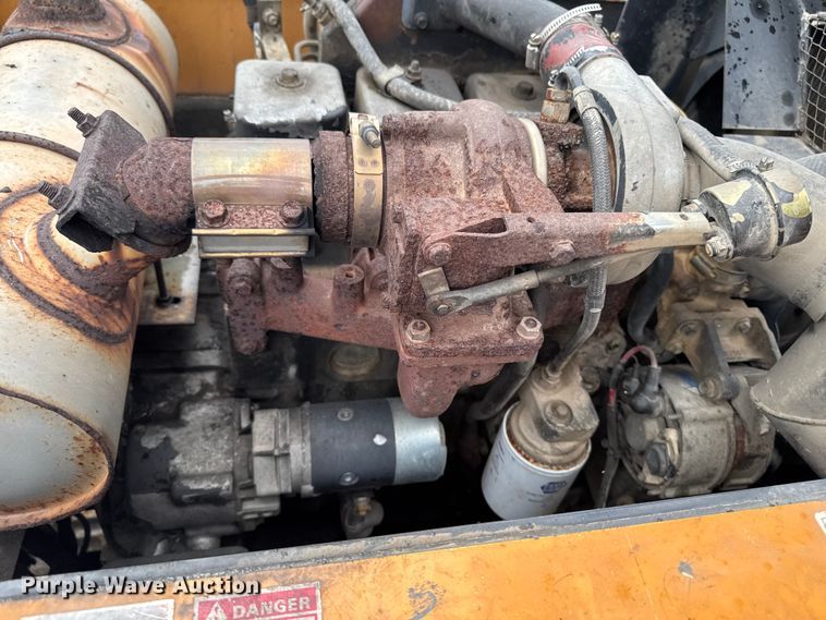 image for item EM2340 2002 Case CX160 excavator