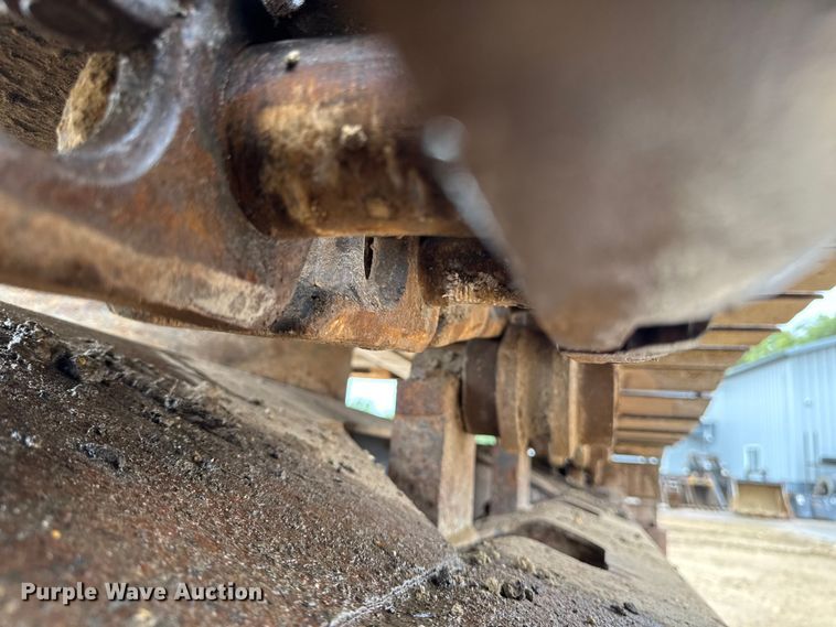 image for item EM2340 2002 Case CX160 excavator