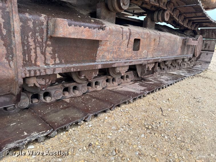 image for item EM2340 2002 Case CX160 excavator