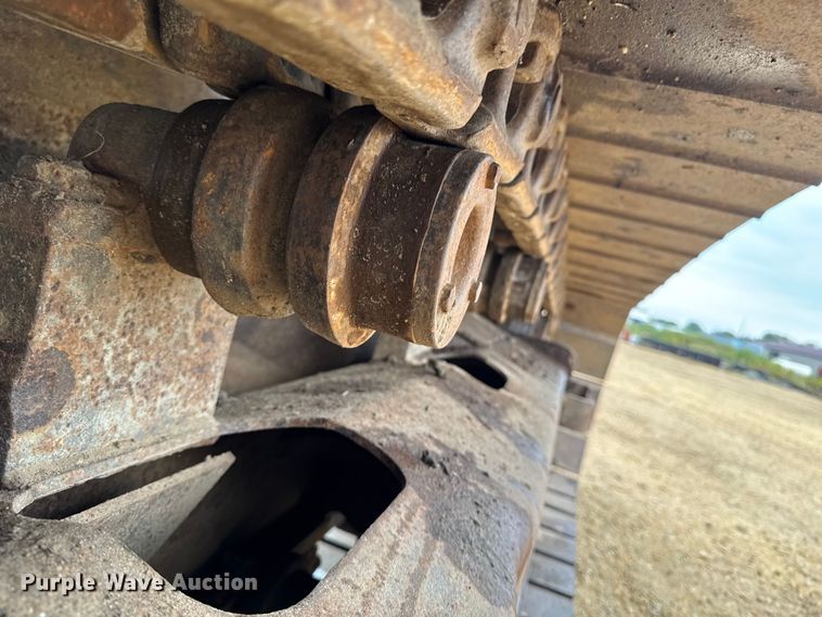 image for item EM2340 2002 Case CX160 excavator