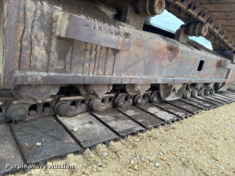 image for item EM2340 2002 Case CX160 excavator