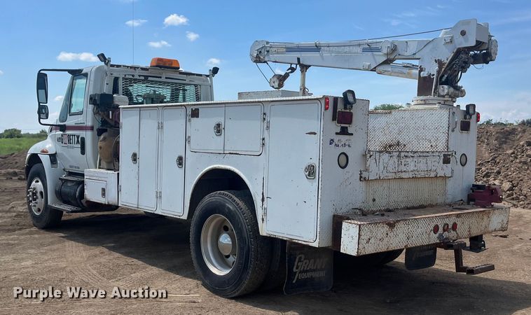 image for item EN5521 2007 International 4300 utility / service truck