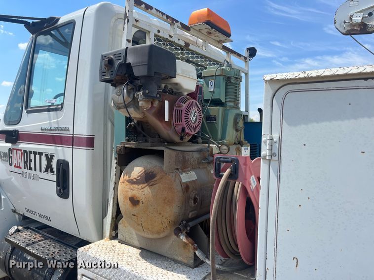 image for item EN5521 2007 International 4300 utility / service truck