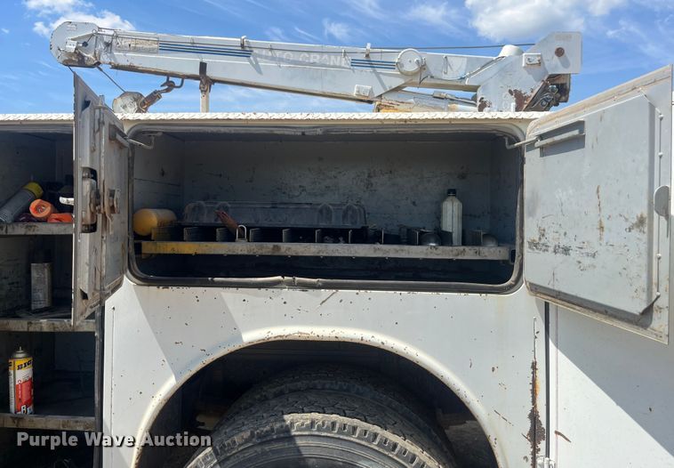 image for item EN5521 2007 International 4300 utility / service truck