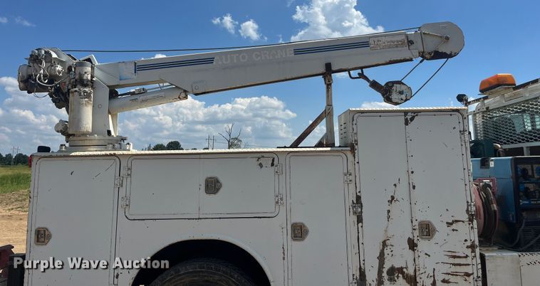 image for item EN5521 2007 International 4300 utility / service truck