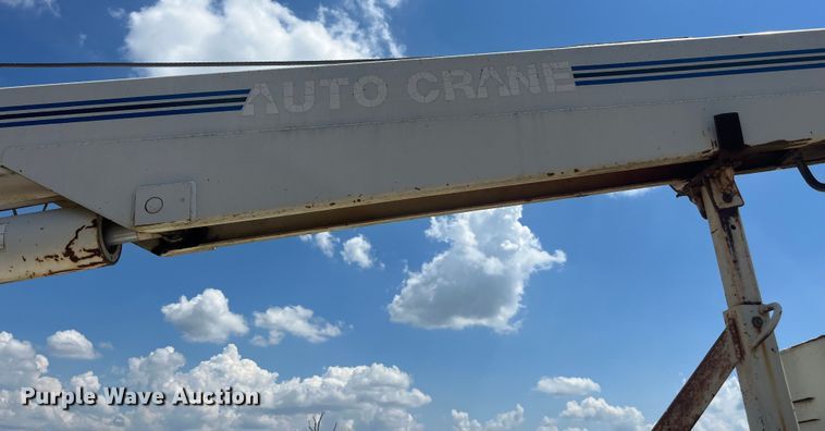 image for item EN5521 2007 International 4300 utility / service truck