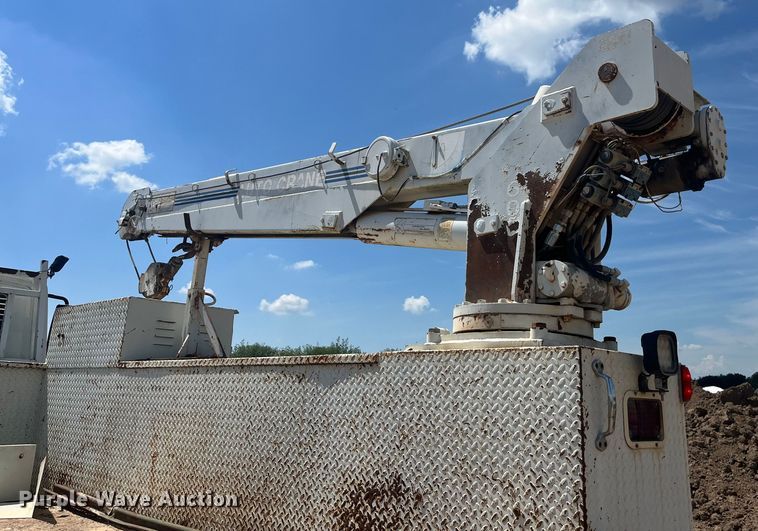 image for item EN5521 2007 International 4300 utility / service truck