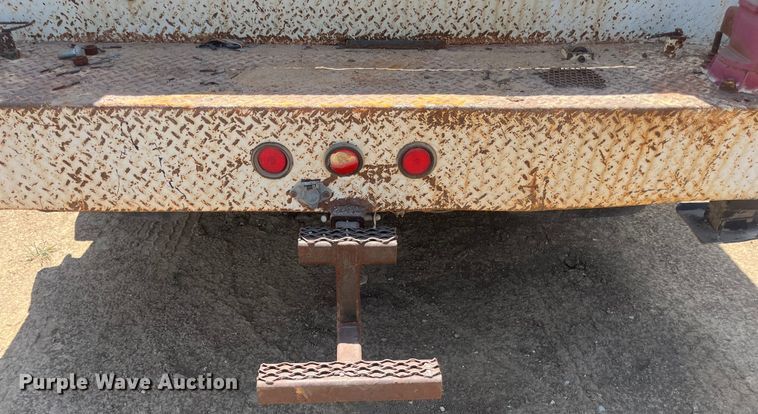 image for item EN5521 2007 International 4300 utility / service truck