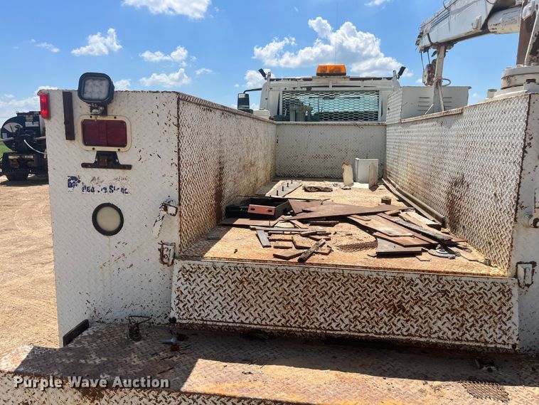 image for item EN5521 2007 International 4300 utility / service truck