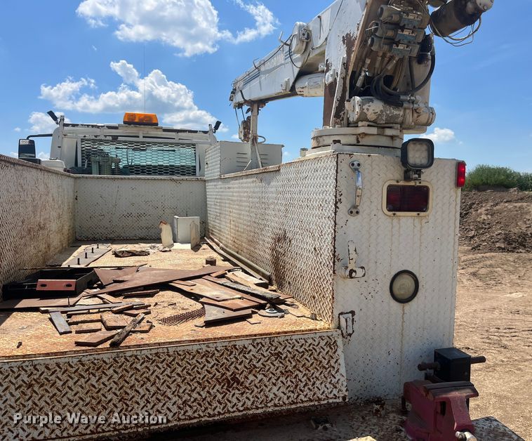 image for item EN5521 2007 International 4300 utility / service truck