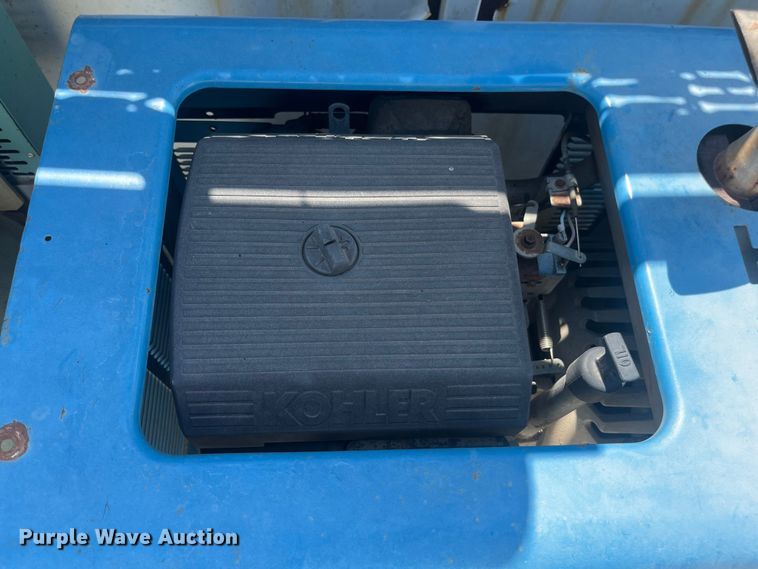 image for item EN5521 2007 International 4300 utility / service truck