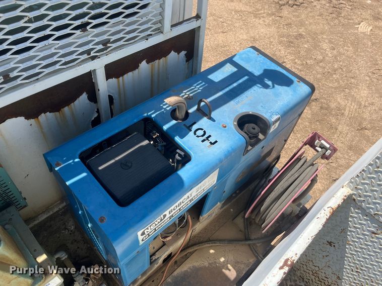 image for item EN5521 2007 International 4300 utility / service truck