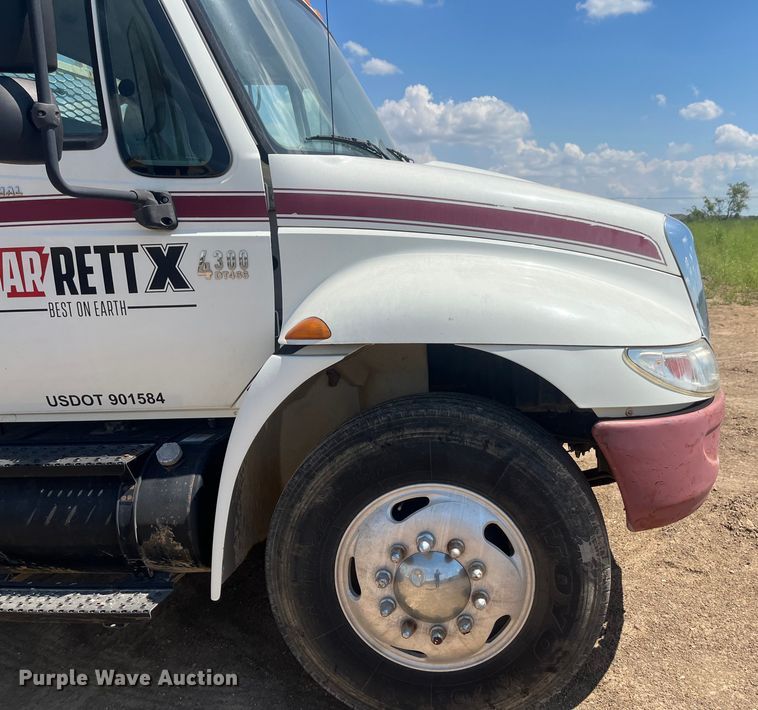 image for item EN5521 2007 International 4300 utility / service truck