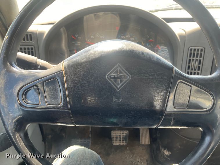 image for item EN5521 2007 International 4300 utility / service truck