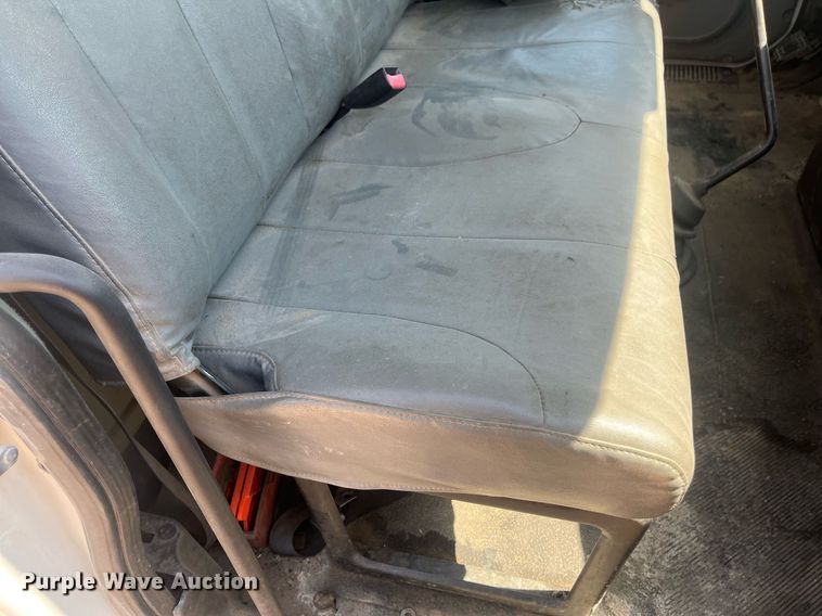 image for item EN5521 2007 International 4300 utility / service truck