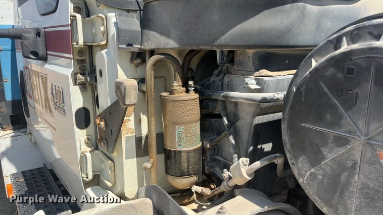 image for item EN5521 2007 International 4300 utility / service truck