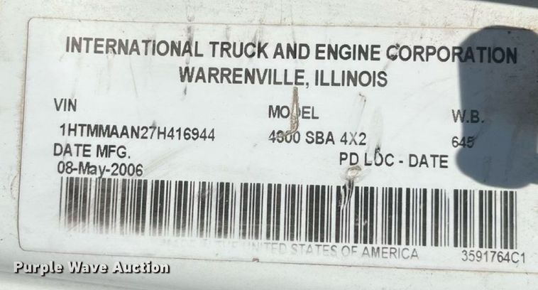 image for item EN5521 2007 International 4300 utility / service truck