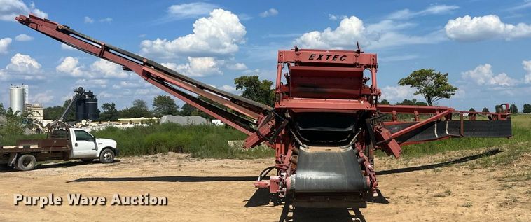 image for item EN5523 Extec 74.9 KW screening plant