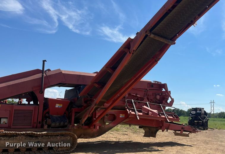 image for item EN5523 Extec 74.9 KW screening plant