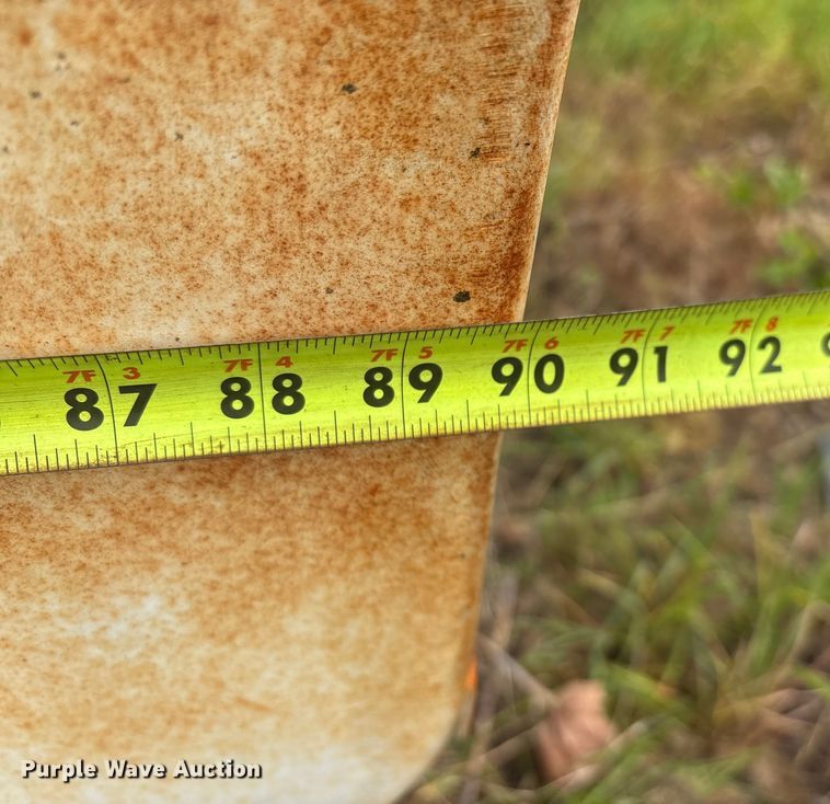 image for item EN5537 Tank truck bed