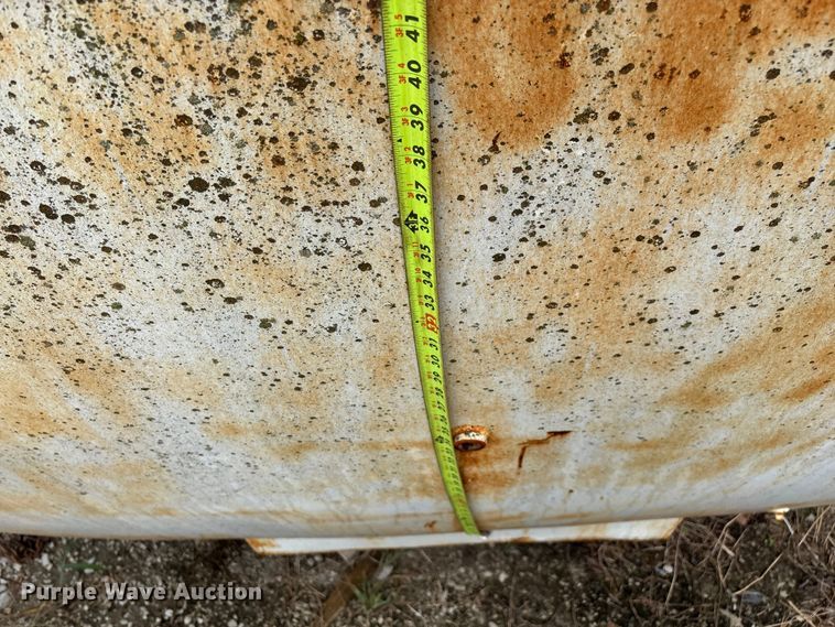 image for item EN5537 Tank truck bed