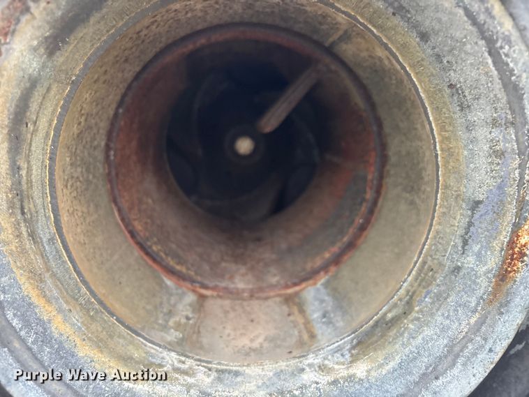 image for item EN5540 1998 Godwin CD225M pump