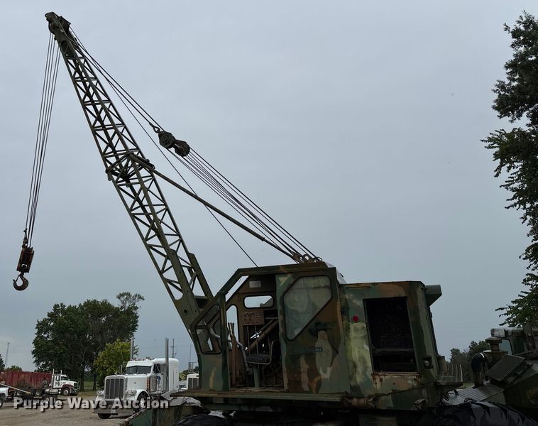 image for item EN5545 1966 American Hoist and Derrick 2380 crane