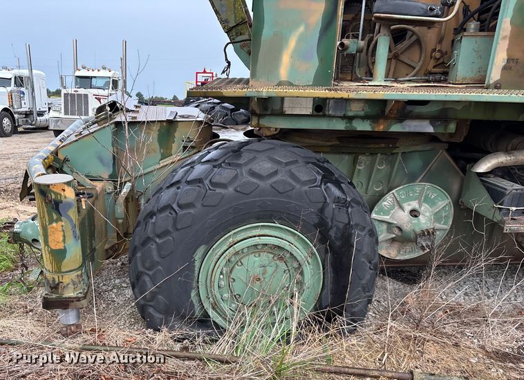 image for item EN5545 1966 American Hoist and Derrick 2380 crane