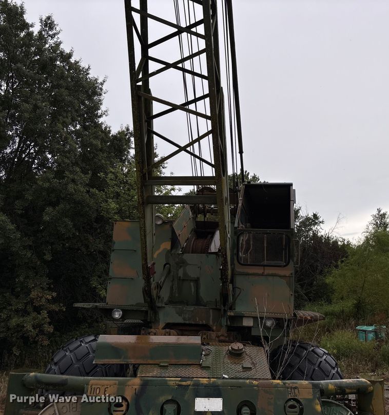 image for item EN5545 1966 American Hoist and Derrick 2380 crane