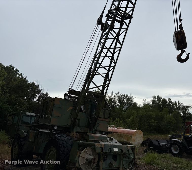 image for item EN5545 1966 American Hoist and Derrick 2380 crane