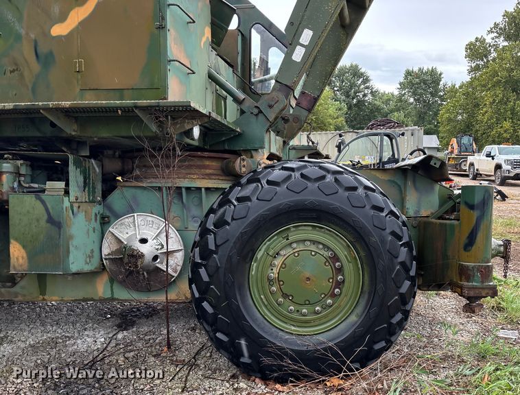 image for item EN5545 1966 American Hoist and Derrick 2380 crane