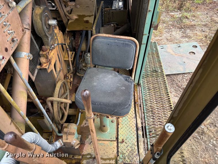 image for item EN5545 1966 American Hoist and Derrick 2380 crane