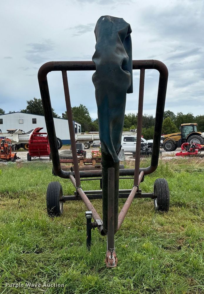 image for item EN5546 Tank fill stand