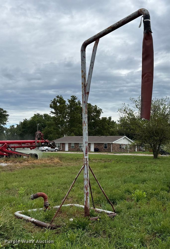 image for item EN5547 Tank fill stand