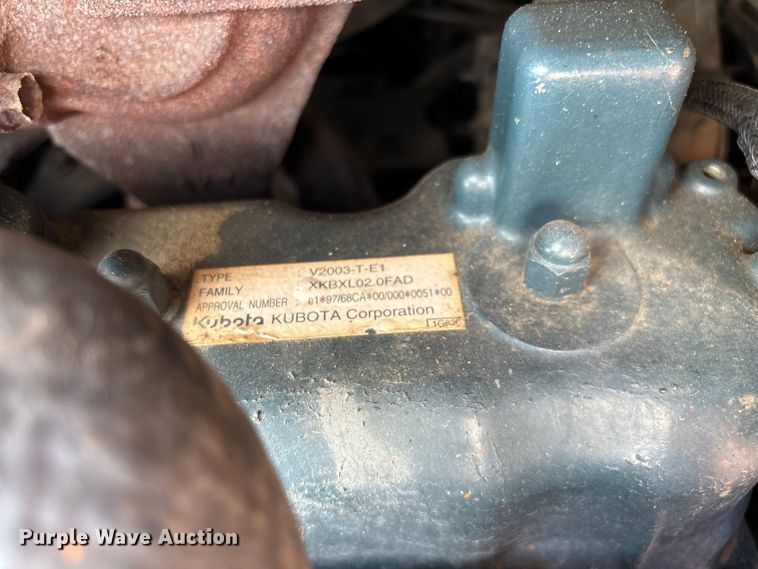 image for item EN5555 2000 Bobcat 773 skid steer loader